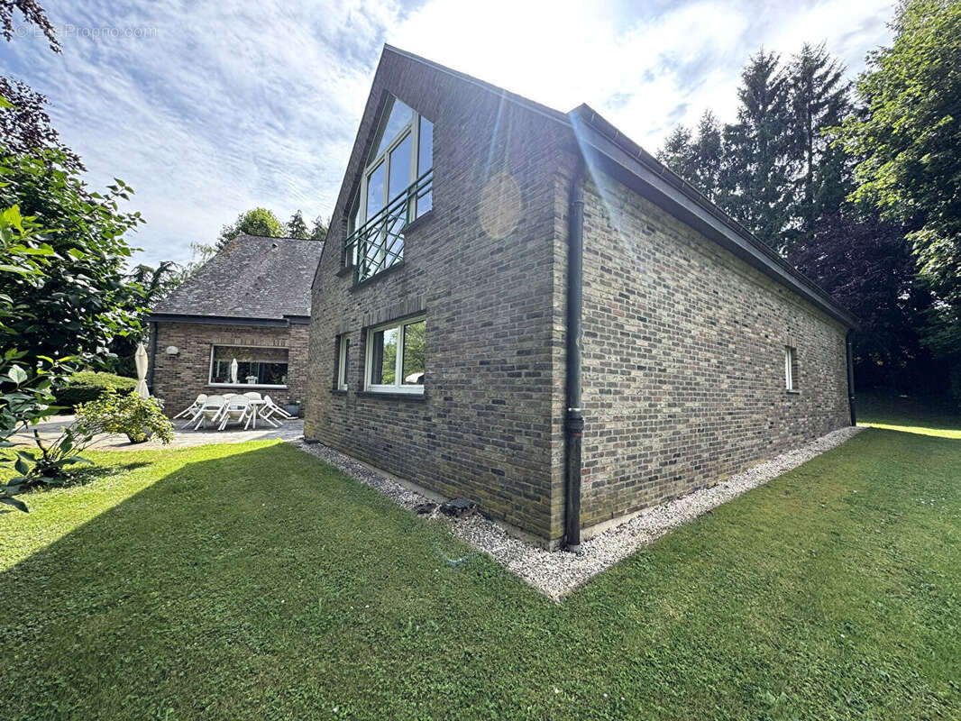 Maison d'architecte 290 m² - au coeur d'un parc  - évigny - photo 3