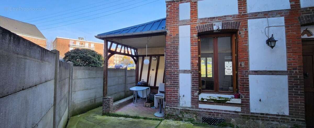 Maison à NEUFCHATEL-EN-BRAY