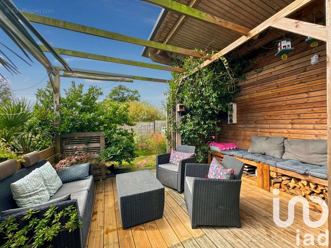 Photo 2 - Maison à BOBITAL