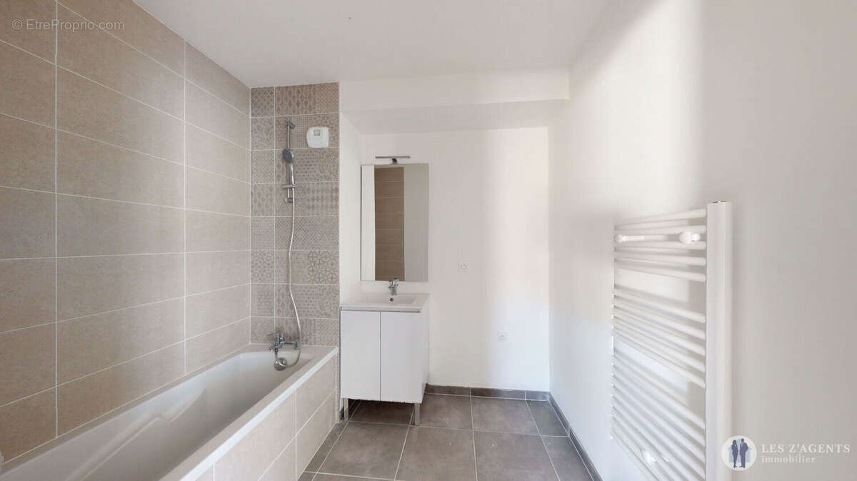 Appartement à ECHIROLLES