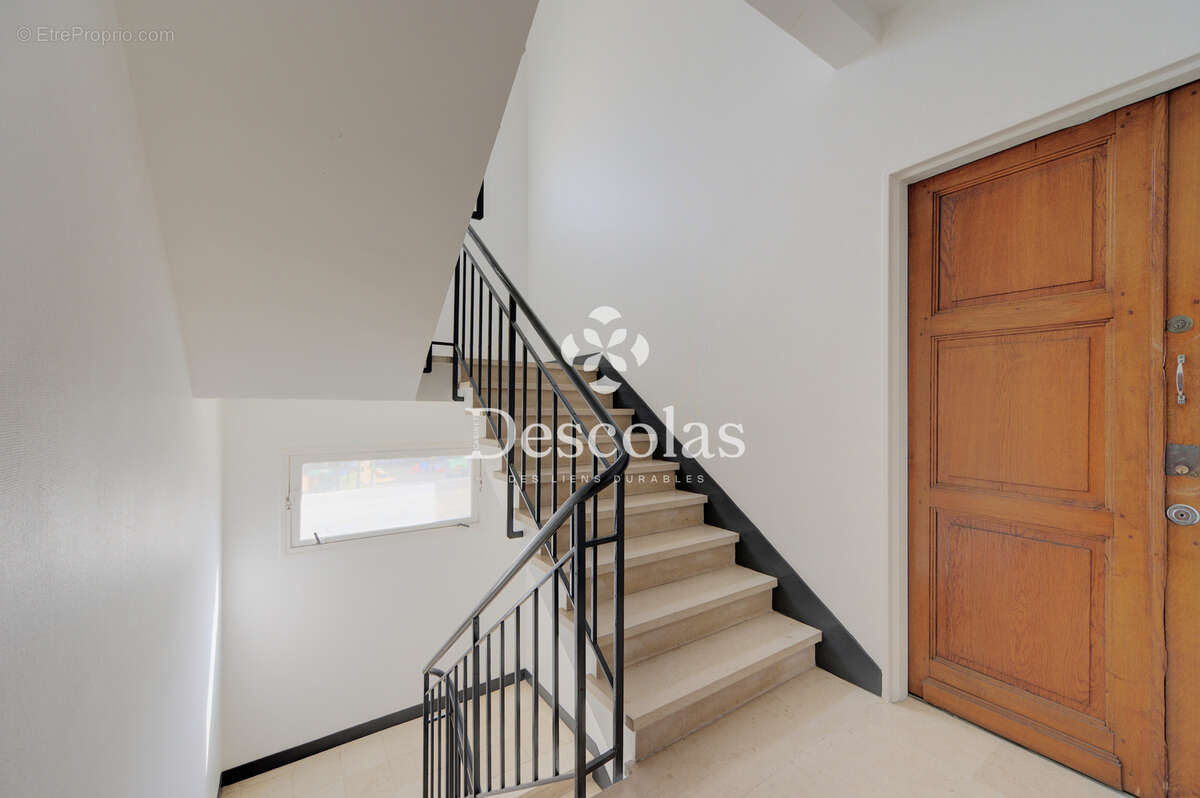 Appartement 1er étage gauche, 60 m2, 3 pièces, 2 chambres, SAINT GERMAIN EN LAYE - photo 13