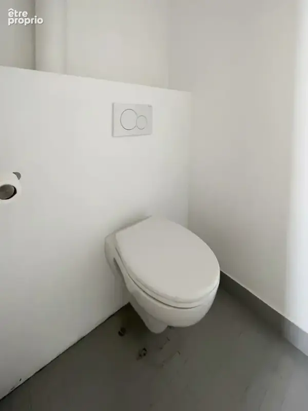 EXCLUSIF - F2 Caen Centre - Très bon état. - photo 10