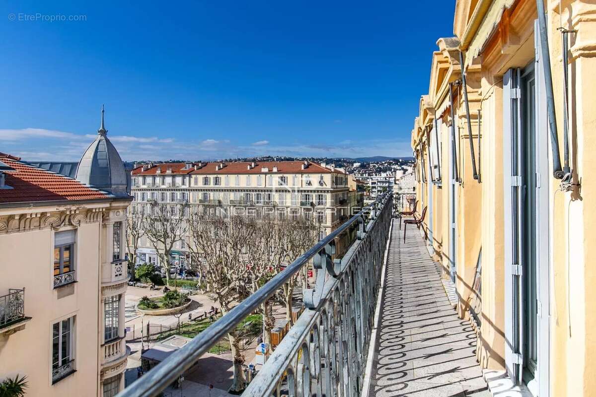 Appartement à NICE