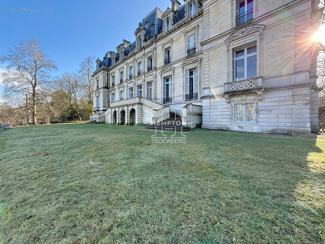 Appartement à BOISSY-SAINT-LEGER