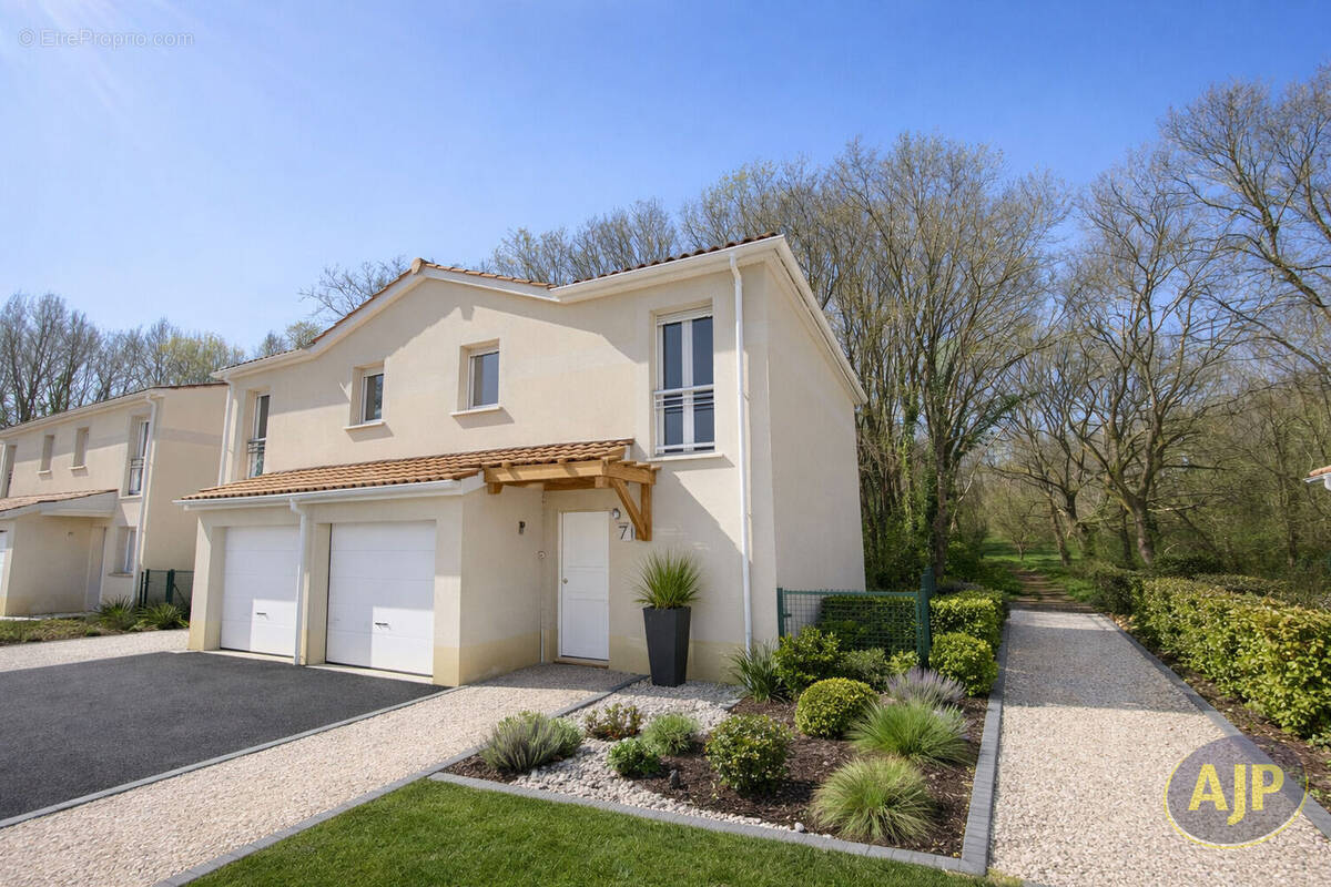 Maison à CASTELNAU-DE-MEDOC