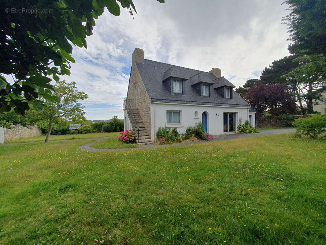 Maison à LOCMARIAQUER