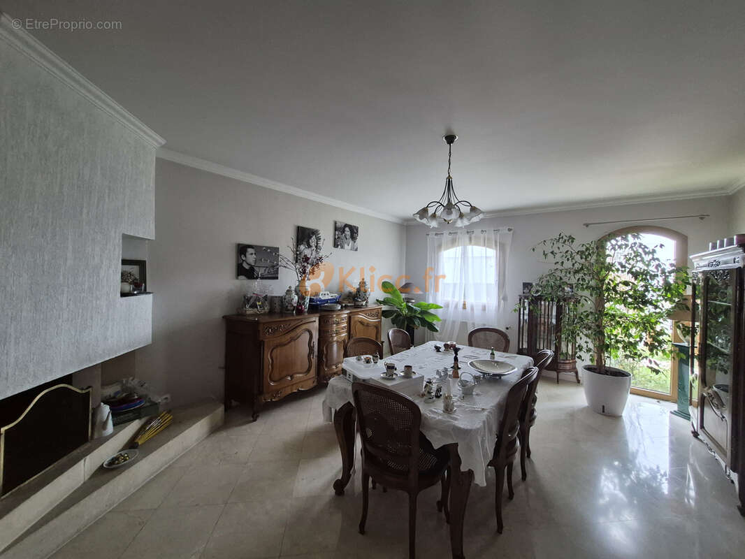 Maison à DEVILLE-LES-ROUEN