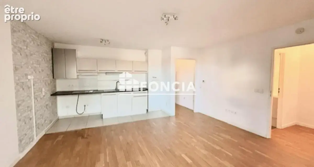 Villa georgia, residence franco-suisse de 2015, proche r.e.r b - photo 3