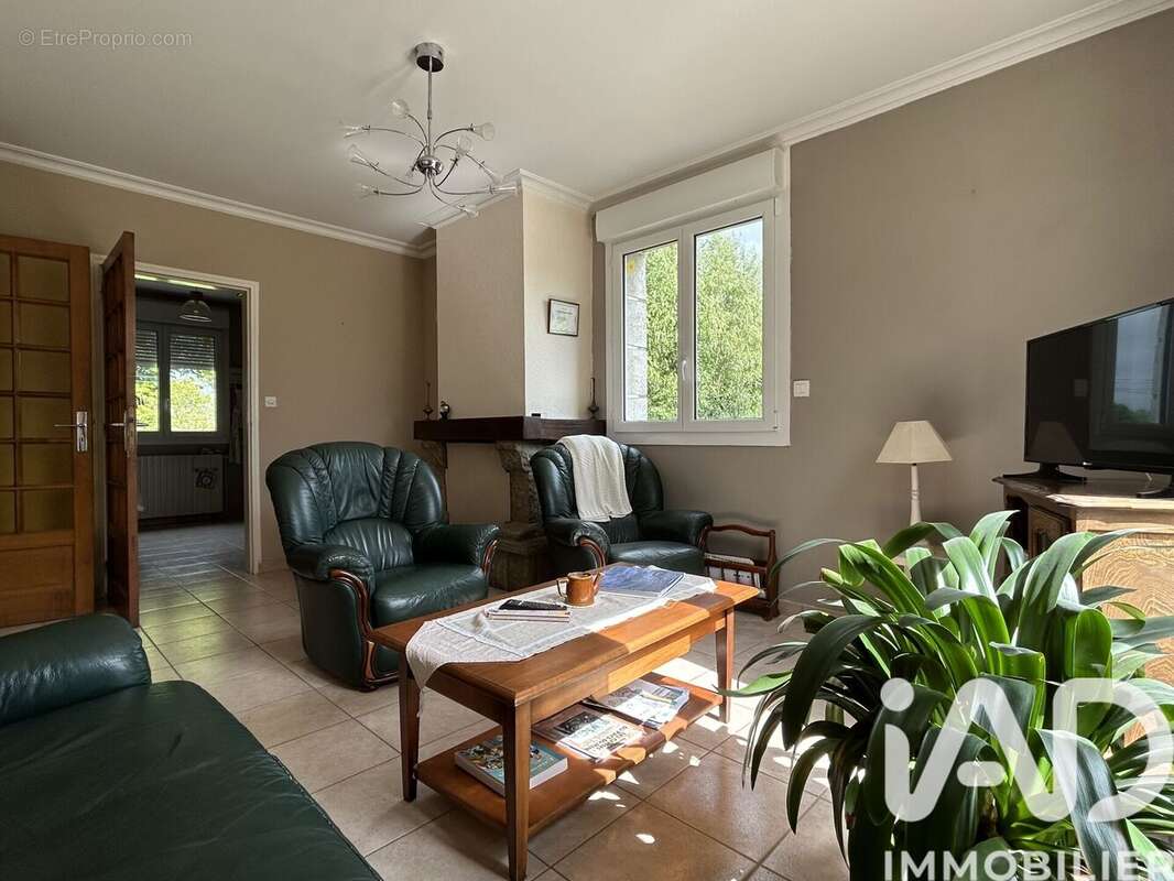 Maison 166 m² à Merdrignac  - photo 2