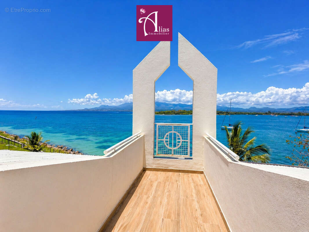 Appartement à LE GOSIER