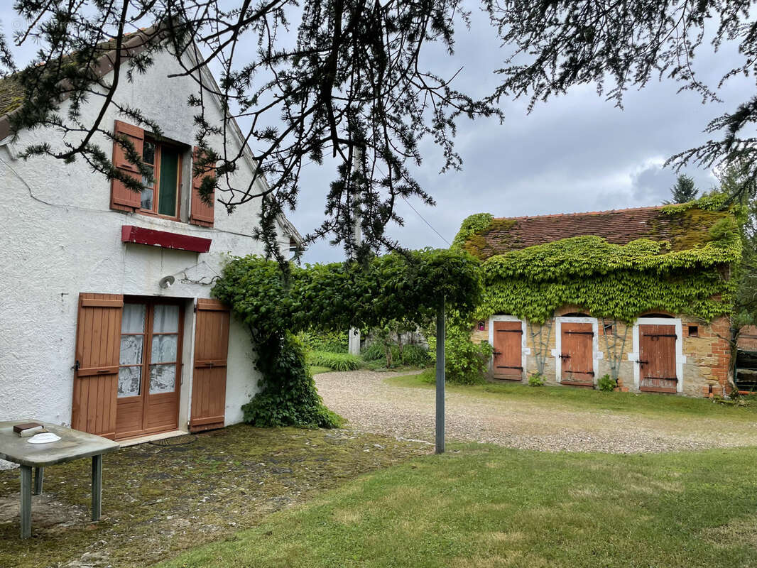Maison à BAUGY