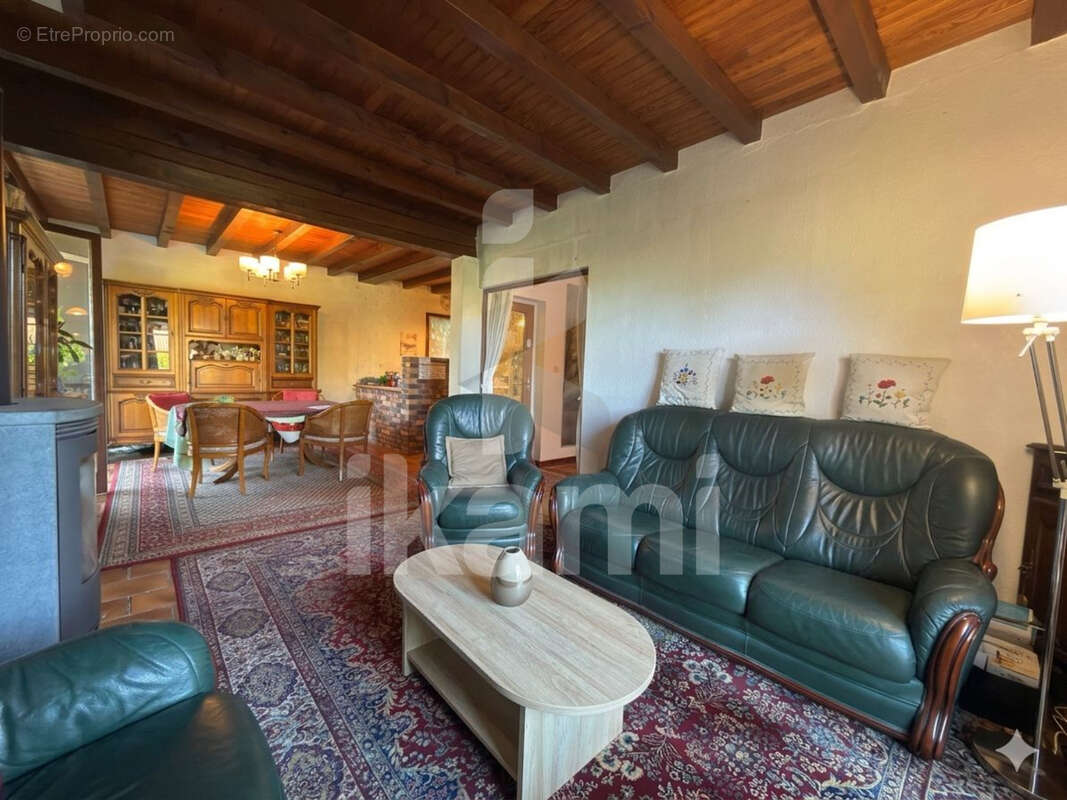 Maison à COURLAOUX