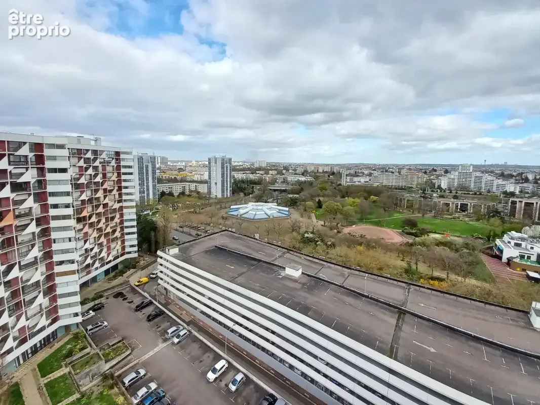 4 pièces en étage élevé et vue dégagée - photo 9