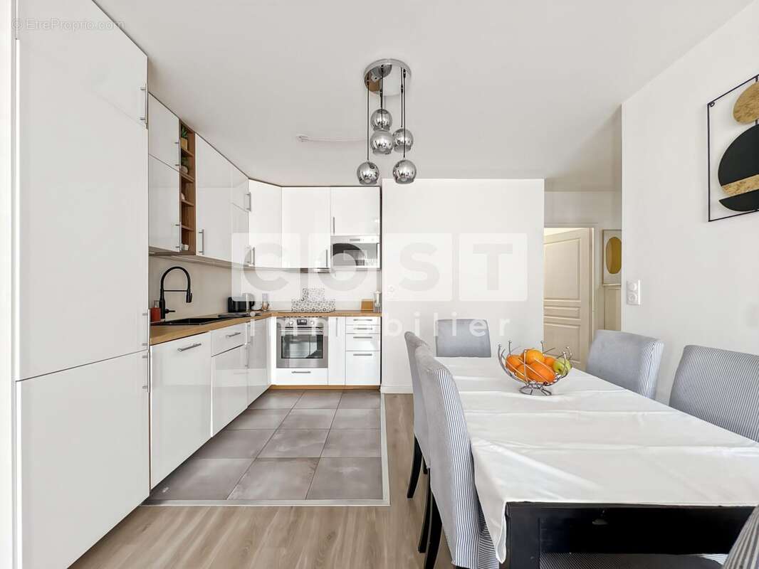 Appartement à BOIS-COLOMBES