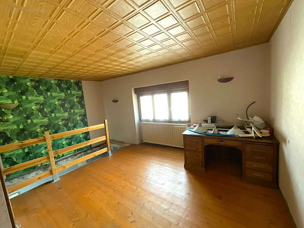 Maison à BAULAY
