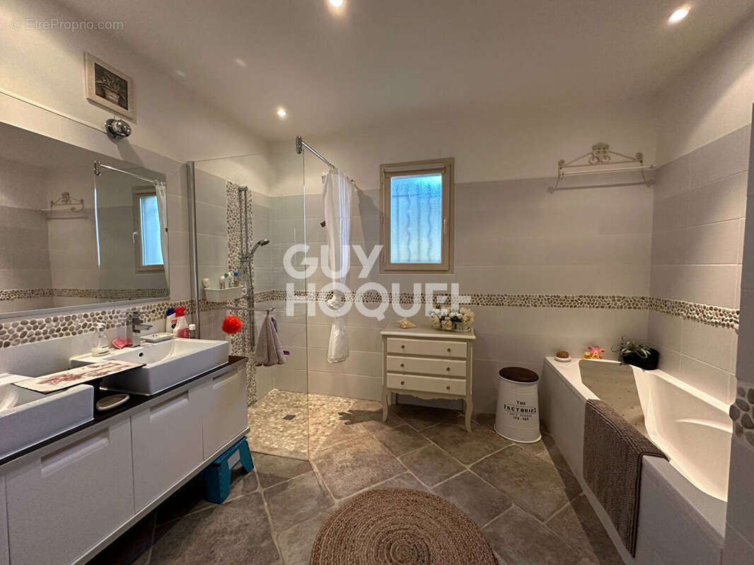 Maison à CARCASSONNE