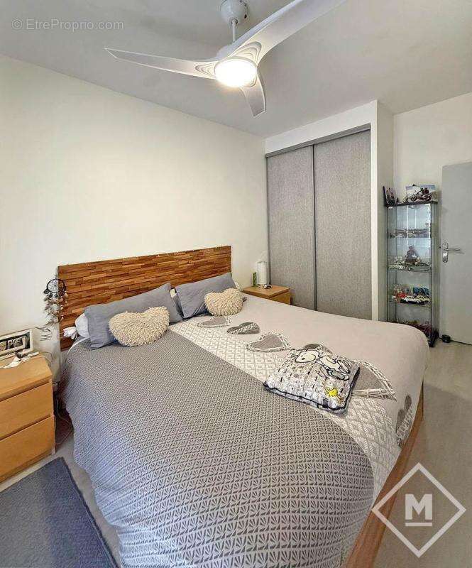 Appartement à MARSEILLE-4E