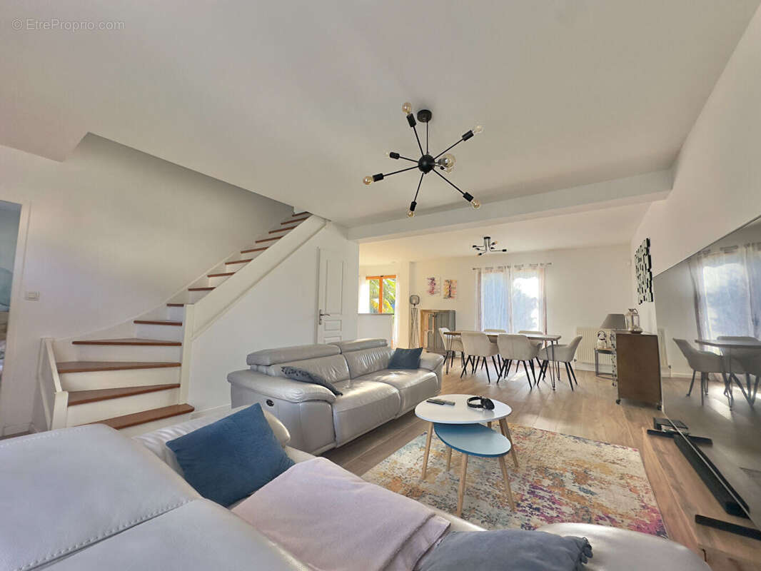 Maison à VILLIERS-SUR-MORIN