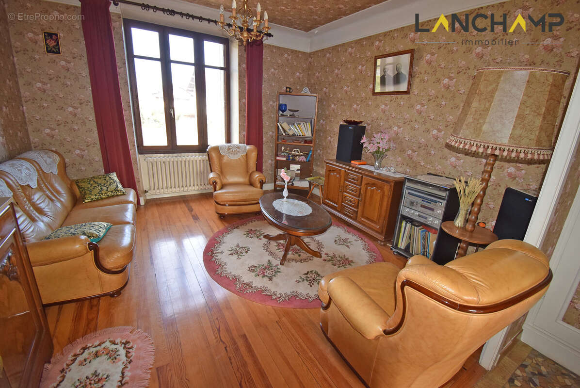 Villa traditionnelle à 5 kms de SEYSSEL. - photo 6