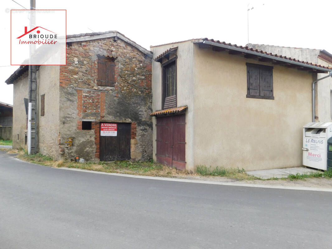 Autre à AZERAT
