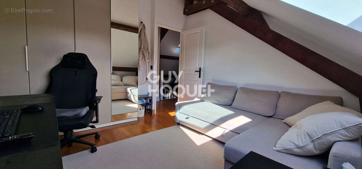 Appartement à SOISY-SUR-SEINE