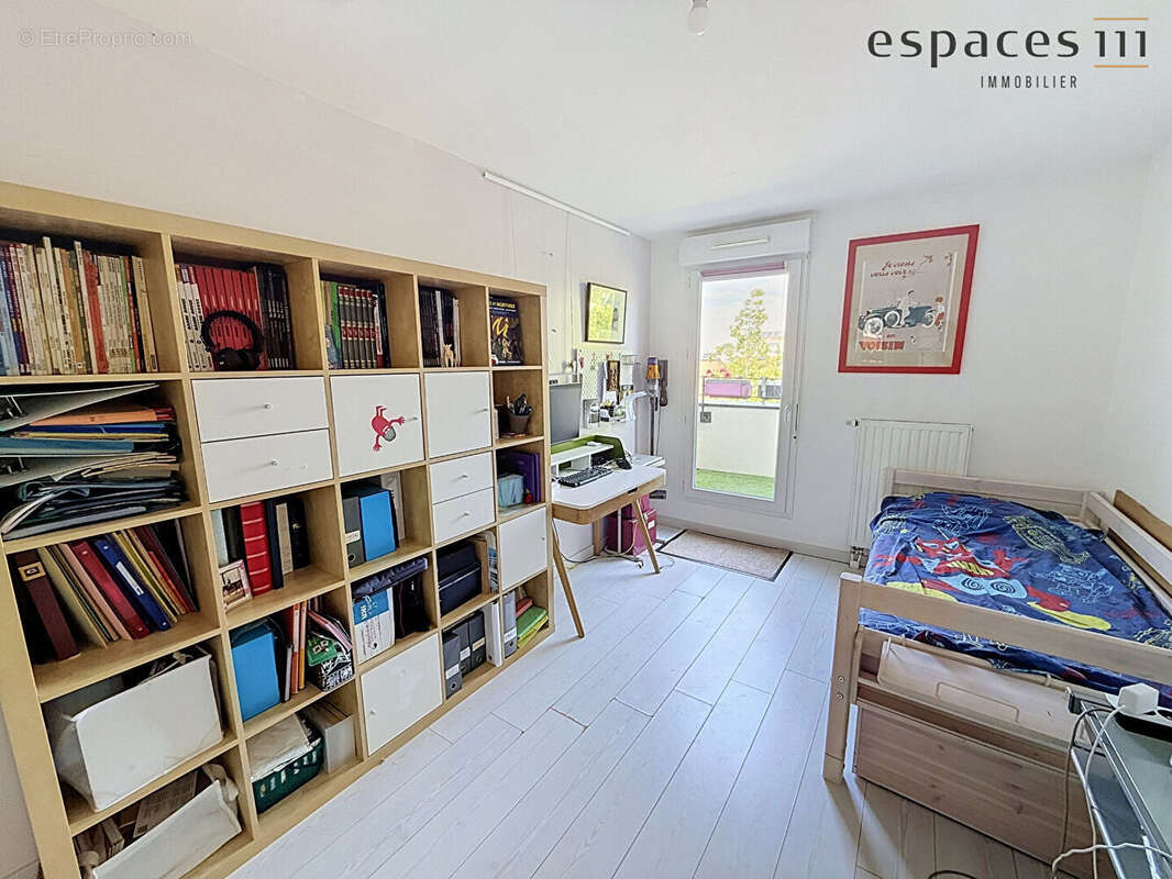Appartement Guyancourt 5 pièce(s) 109 m2 - photo 10