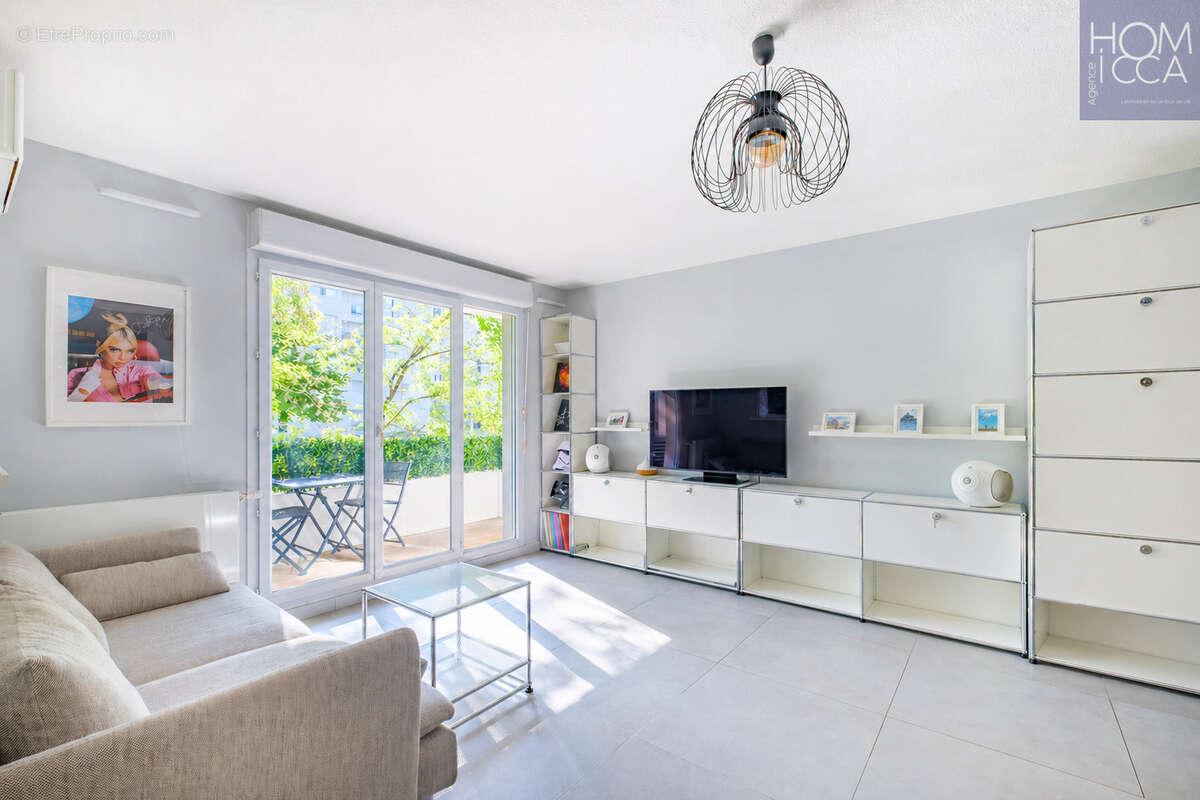Appartement à TASSIN-LA-DEMI-LUNE