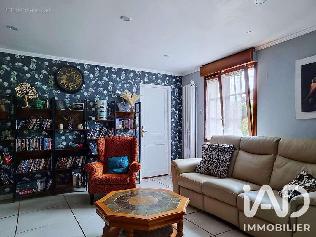 Maison 169 m² à Cressy  - photo 8