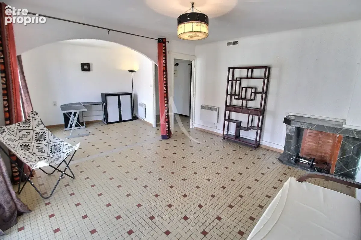 À vendre ? appartement de type f3 d'environ 73.50 m² avec parking et cave - photo 1