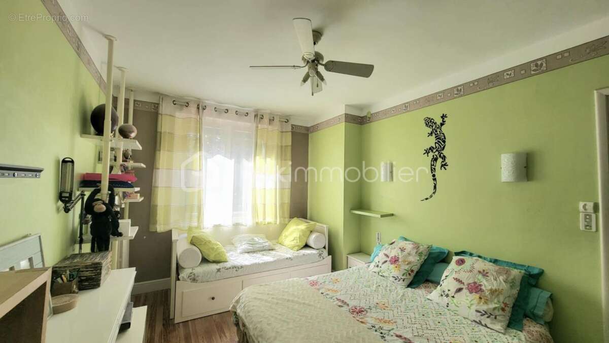 Maison à LABRUGUIERE