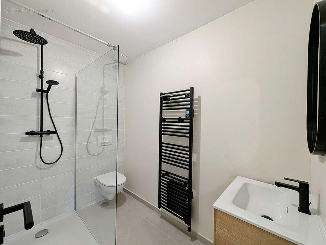 LOFT rénové  Aix Les Bains coeur de ville -  avec garages - photo 7