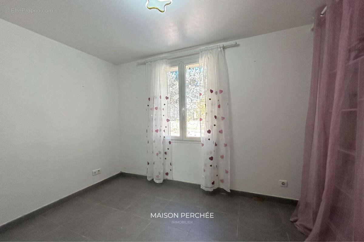Trans en Provence maison de 167 m2 avec deux T4 indépendants - photo 7