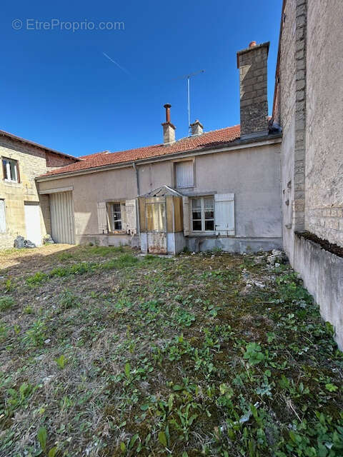 Maison à LAFERTE-SUR-AUBE