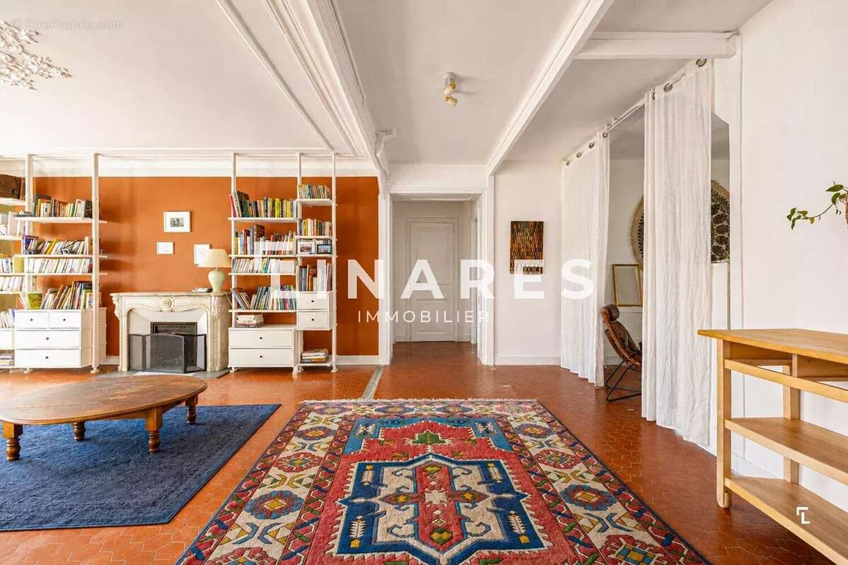 LUMIÈRE - Appartement T6 de 222m2 - 13001 LE CHAPITRE - photo 2