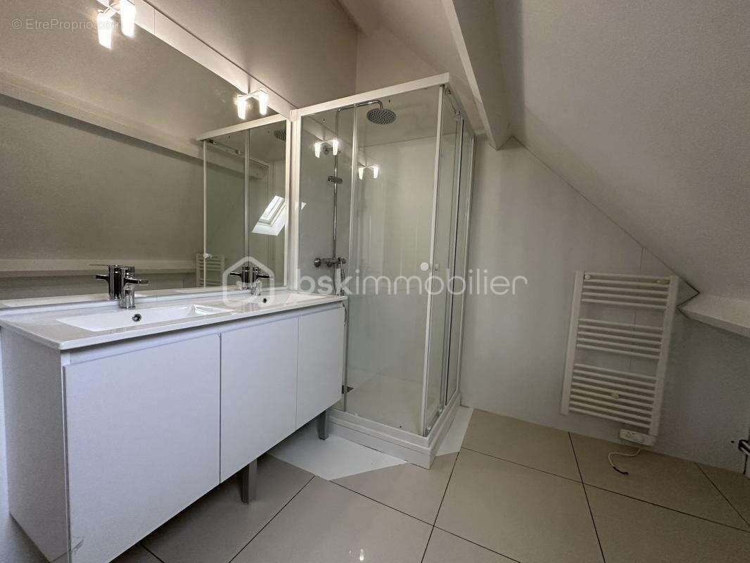 Maison à LA CHAPELLE-GAUTHIER