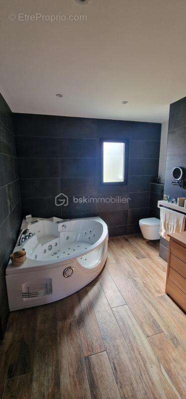 Maison à CESSENON-SUR-ORB