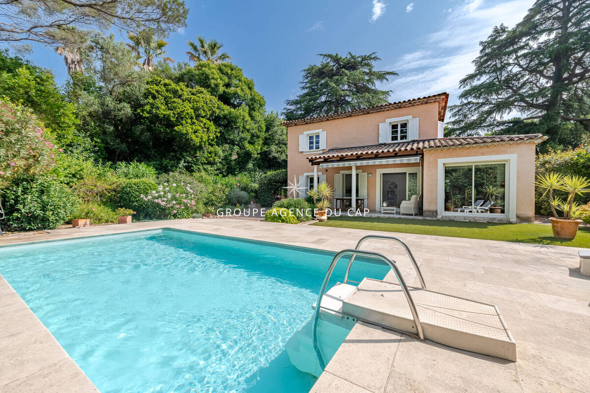 Maison à SAINT-RAPHAEL