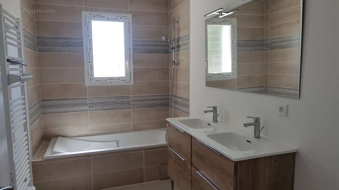 Vivre au calme, proche de tout  Villa neuve 100 m² à Nissan-lez-Enserune - photo 4