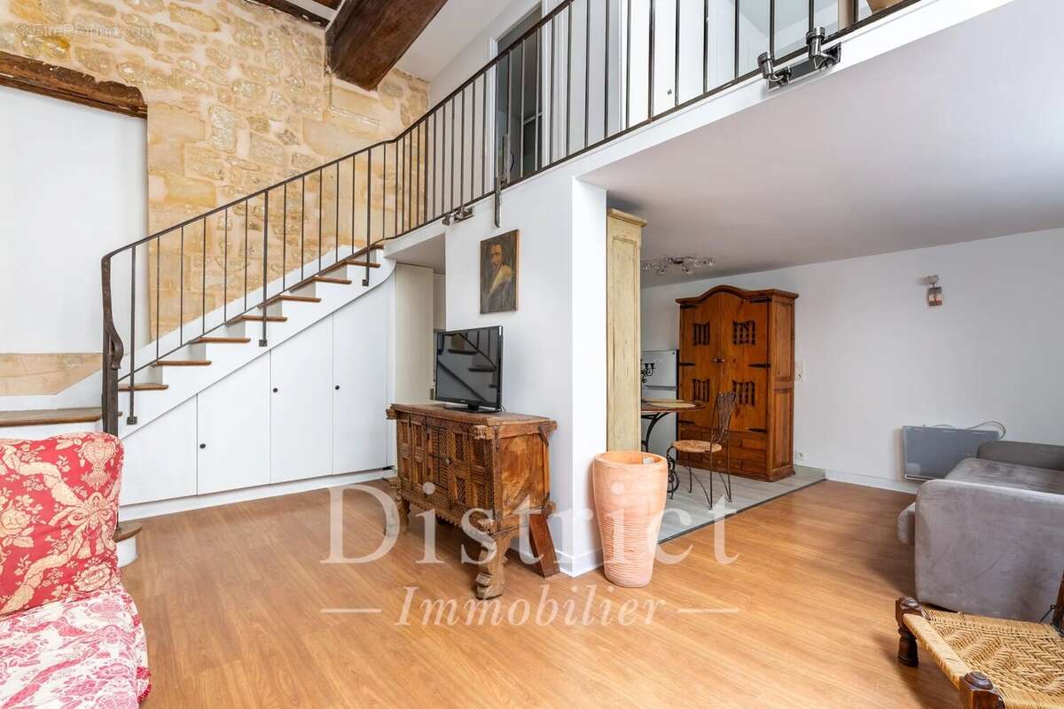 Appartement à PARIS-4E