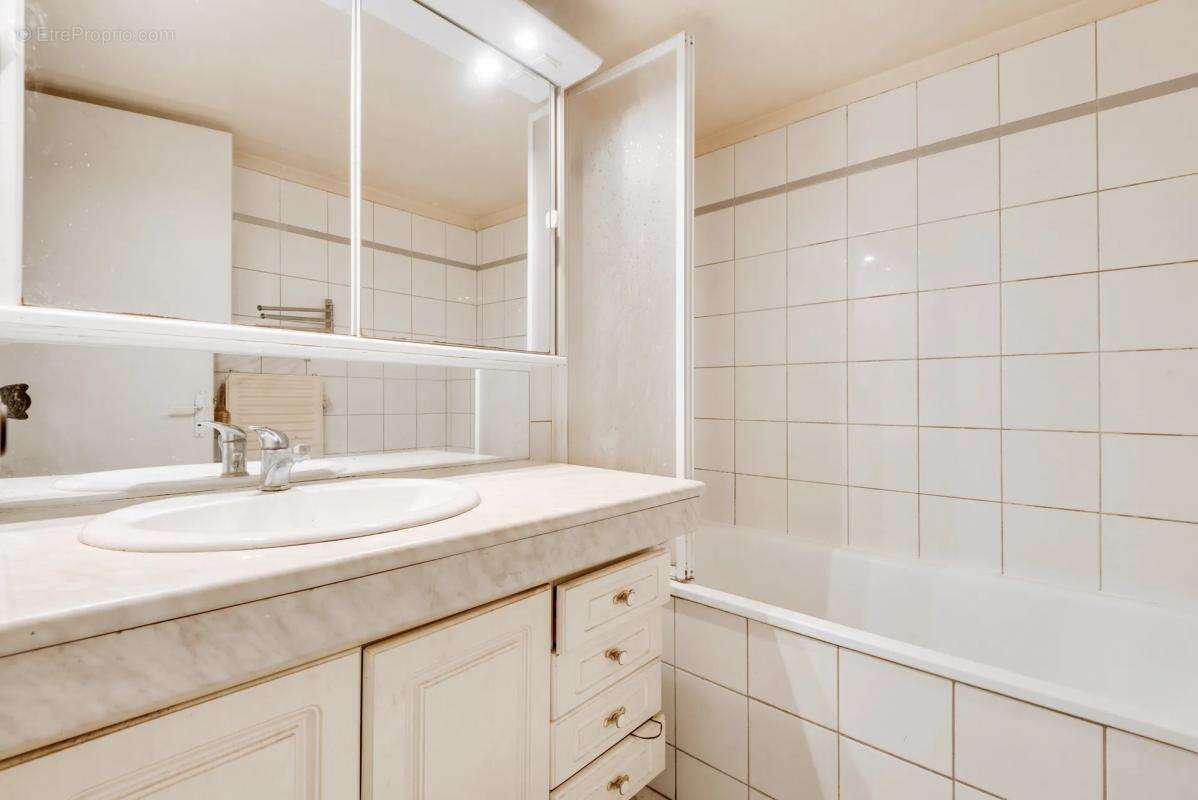 Maison à BOIS-COLOMBES