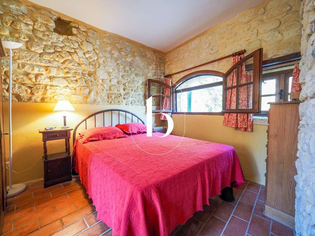 Maison à GOUDARGUES