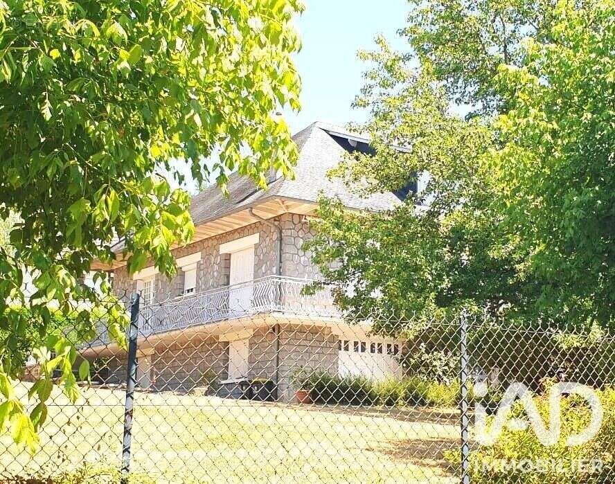Maison 261 m² à Espartignac  - photo 2