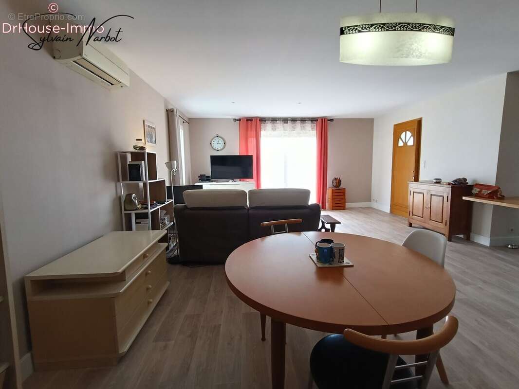 Maison à AIGUES-MORTES