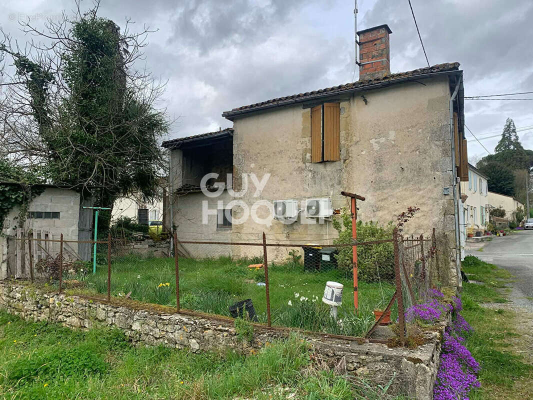 Maison à MONSEGUR