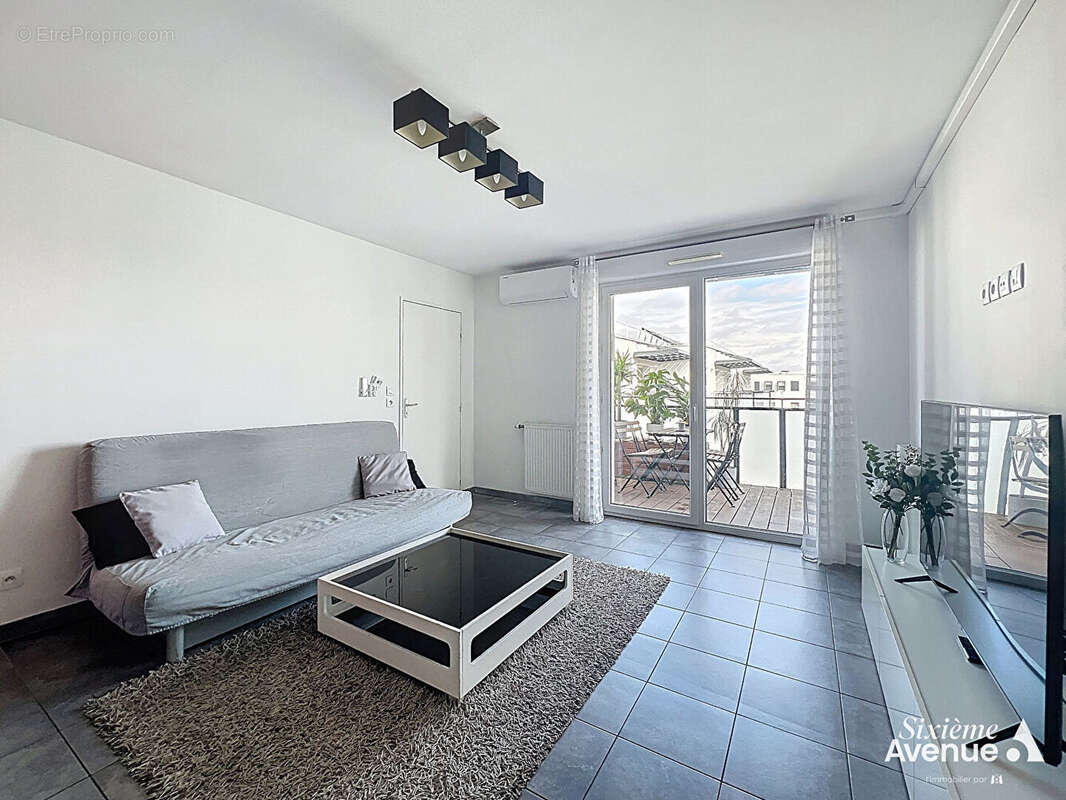 Appartement à SAINT-FONS