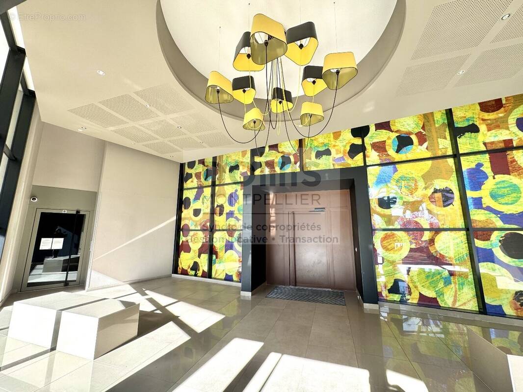 Appartement à LATTES