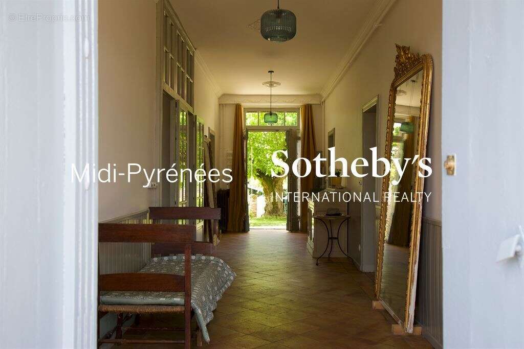 Maison à LISLE-SUR-TARN