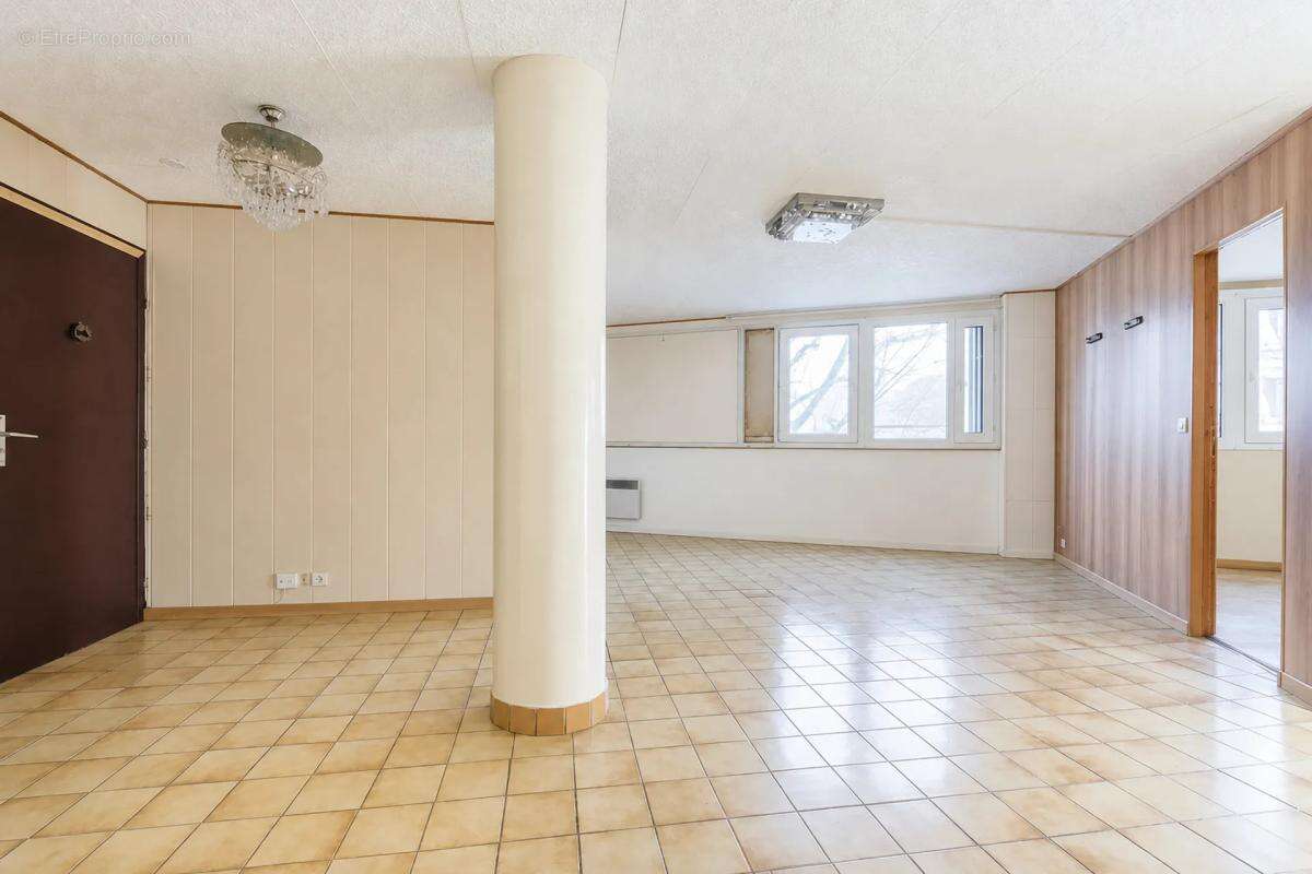 Confortable T4 lumineux à Aubervilliers - photo 2