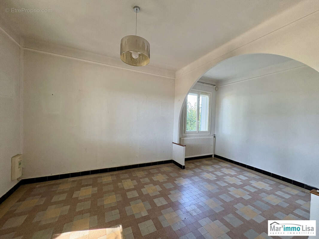 Maison 139 m² à Mallemort  - photo 6