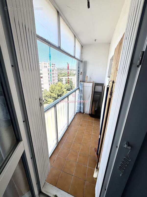 Appartement à MARSEILLE-11E